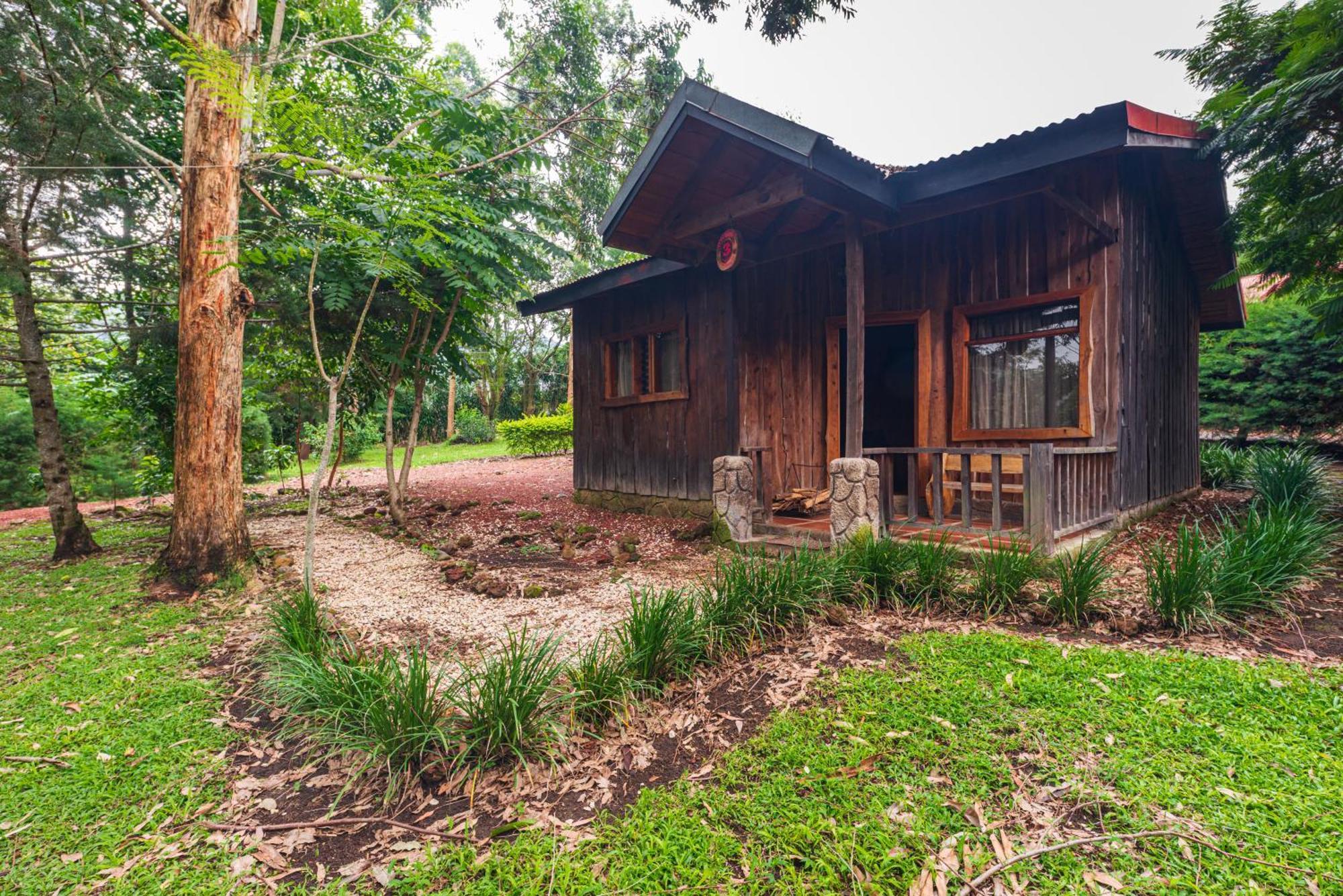Hotel & Spa Escondite De La Montana Sabana Redonda Екстер'єр фото